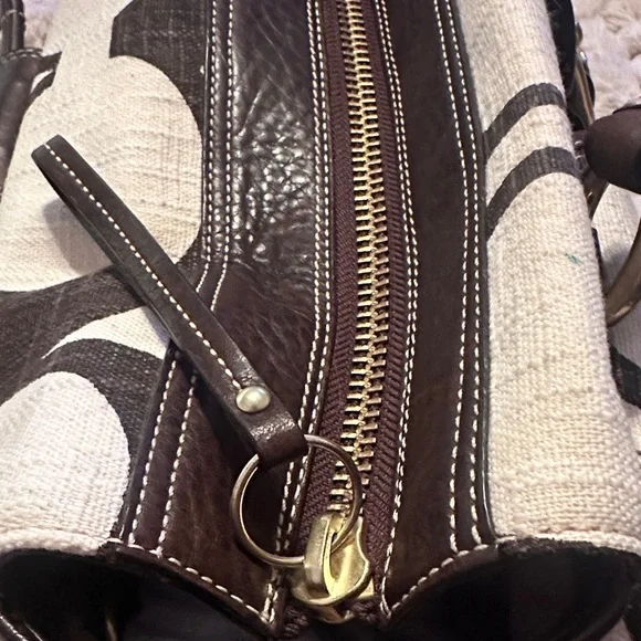 Auth Coach Vintage 65th Anniversary Legacy Mandy Brown and Cream Sign. Satchel! - Picture 8 of 10